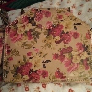 Patricia Nash Vintage Roses Marina Box Bag